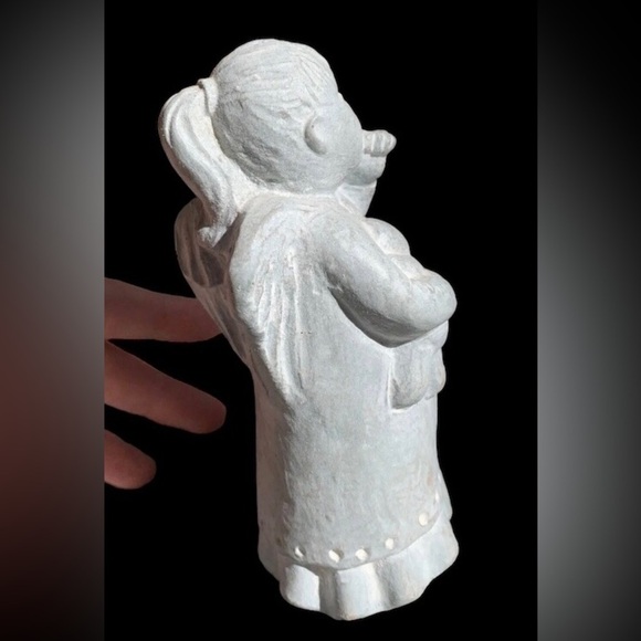 Isabel Bloom 1998 Angel Sculpture - Girl With Teddy Bear And Blanket - Vintage - Picture 3 of 5